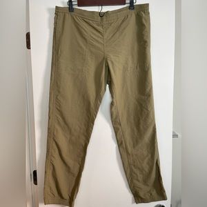 Patagonia - Women’s Size Small Khaki Pants